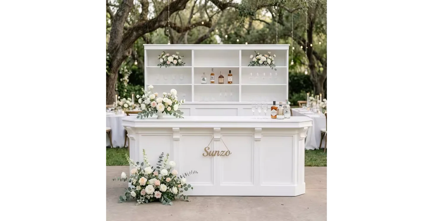 Bar mobile mariage personnalisé intérieur élégant sur-mesure — BarConcept